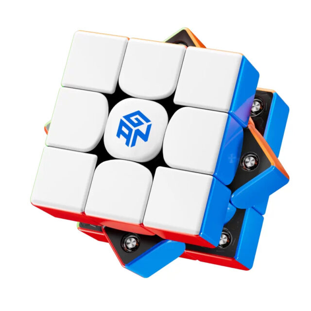mcubes-india-gan-v100-leap-magnetic-3x3-speed-cube