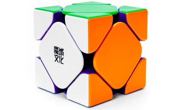 mcubes-india-moyu-weilong-skewb-maglev-img-2